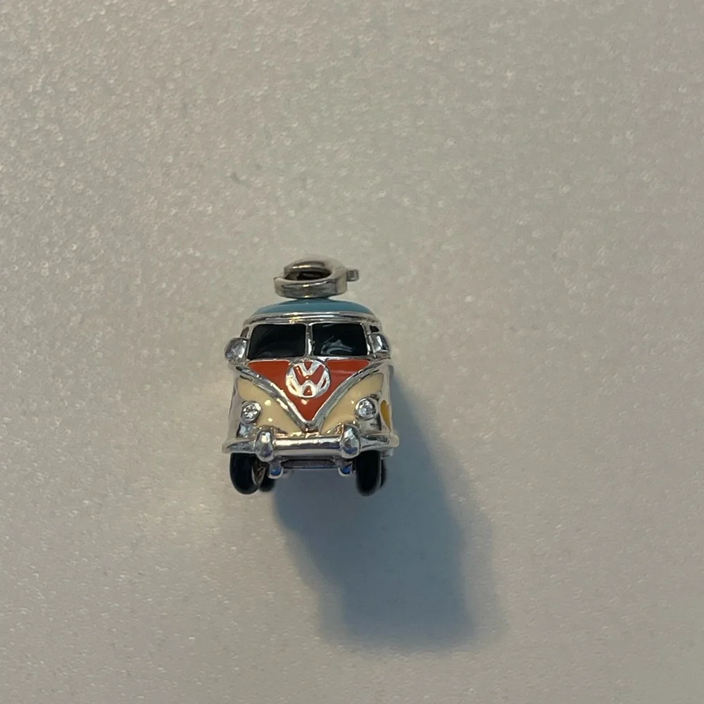 Thomas Sabo VW Bus ”Bulli” Pendant Rare Misengraving Confirmed by Thomas Sabo - Picture 4 of 11